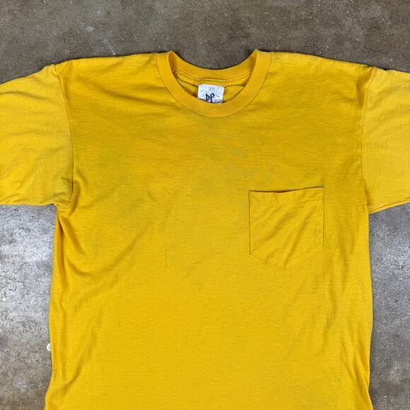 Vintage Screen Stars Gold Pocket T-Shirt Men’s Large Single Stitch 80s 90s - Picture 2 of 8
